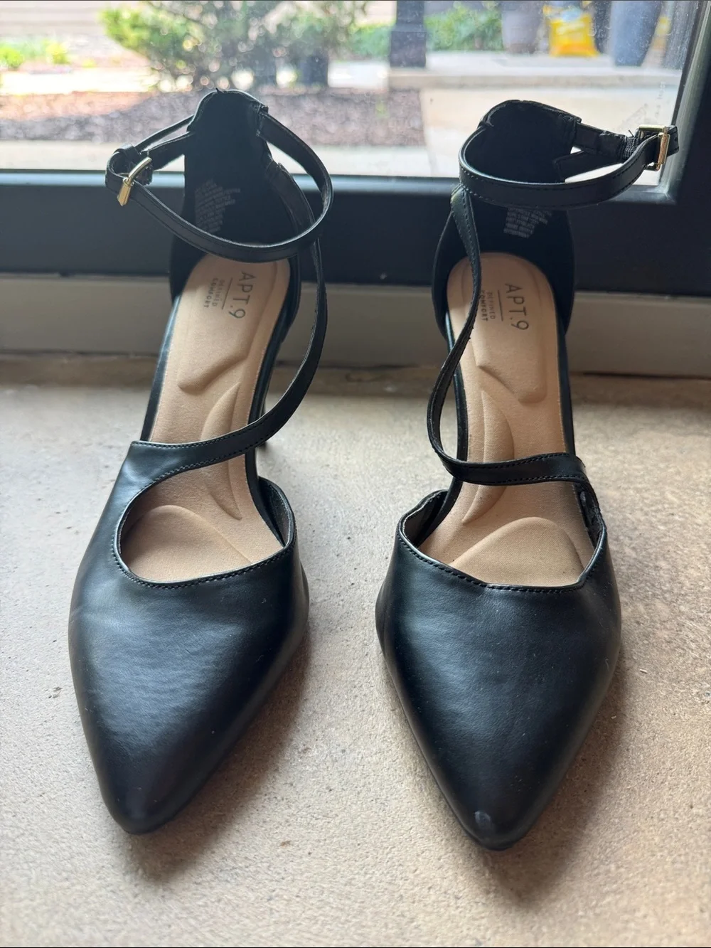 Apt. 9 Black Pointed-Toe Ankle-Strap Pumps